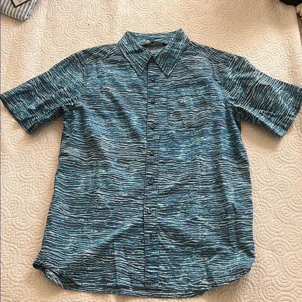 The North Face Blue Casual Button Down Shirt